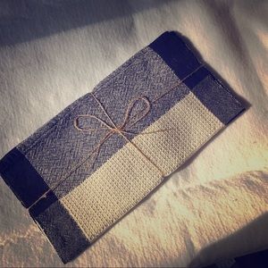 2 Caravan Face/Wash Towels